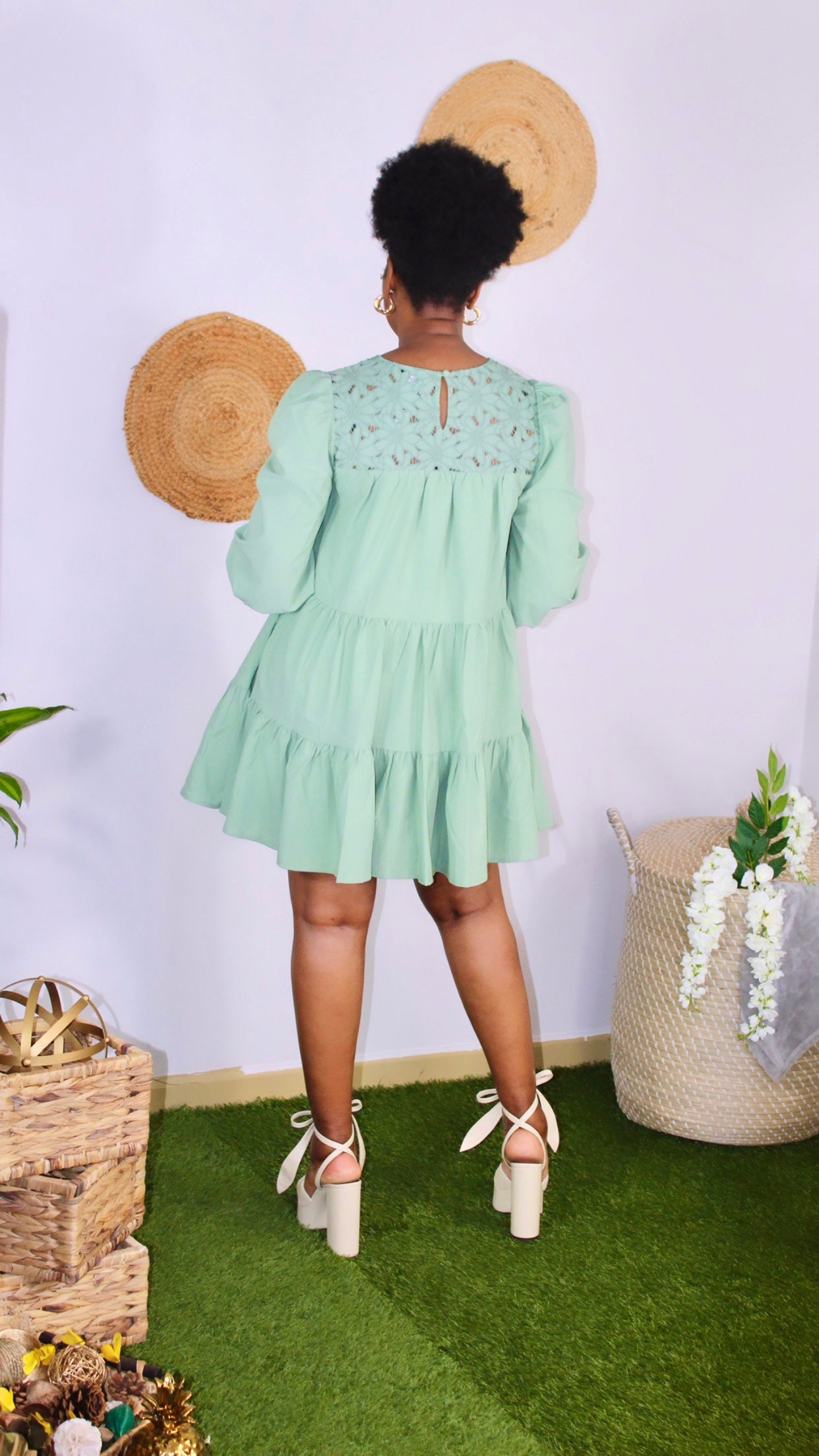 LACE TOP A-LINE SMOCK DRESS IN SAGE ABOVE THE KNEE
